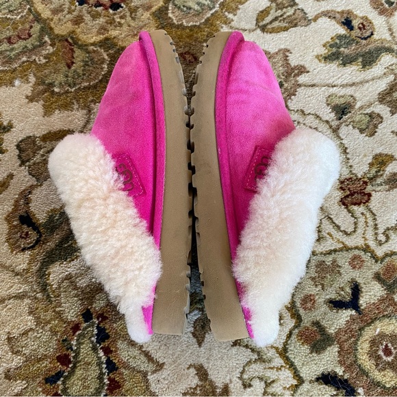 UGG slippers - Picture 7 of 9